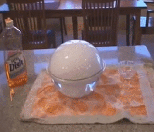 Hielo seco + jabón de platos
